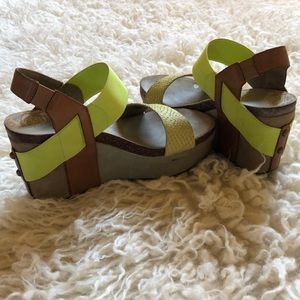 Like new OTBT wedges